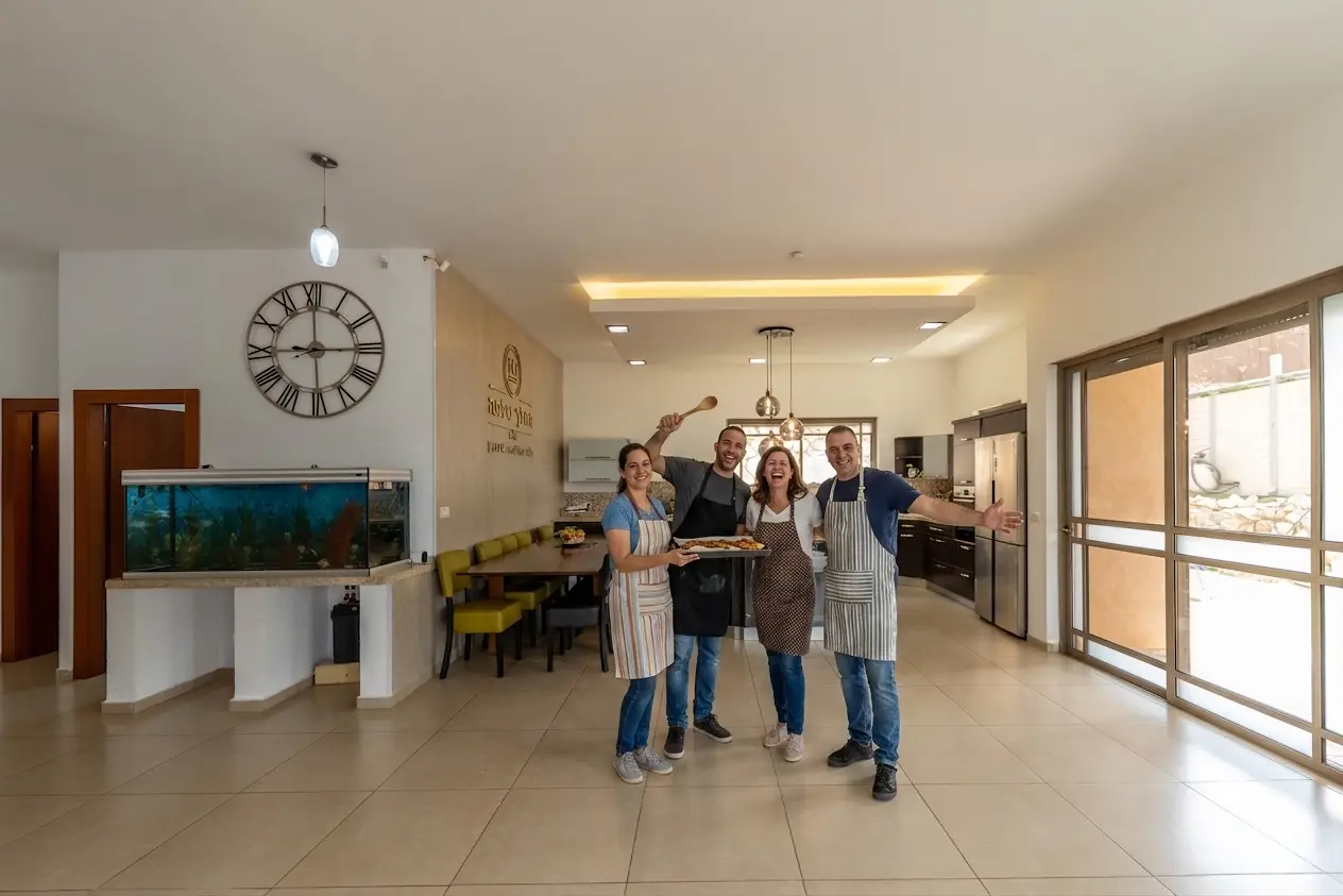 אירוח בסלון קומת הקרקע