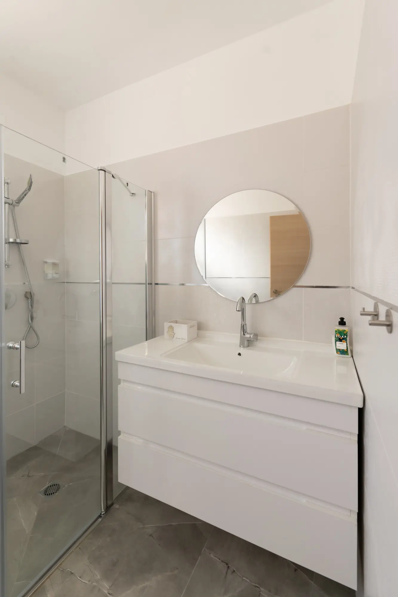 מקלחת חדר שינה מס7